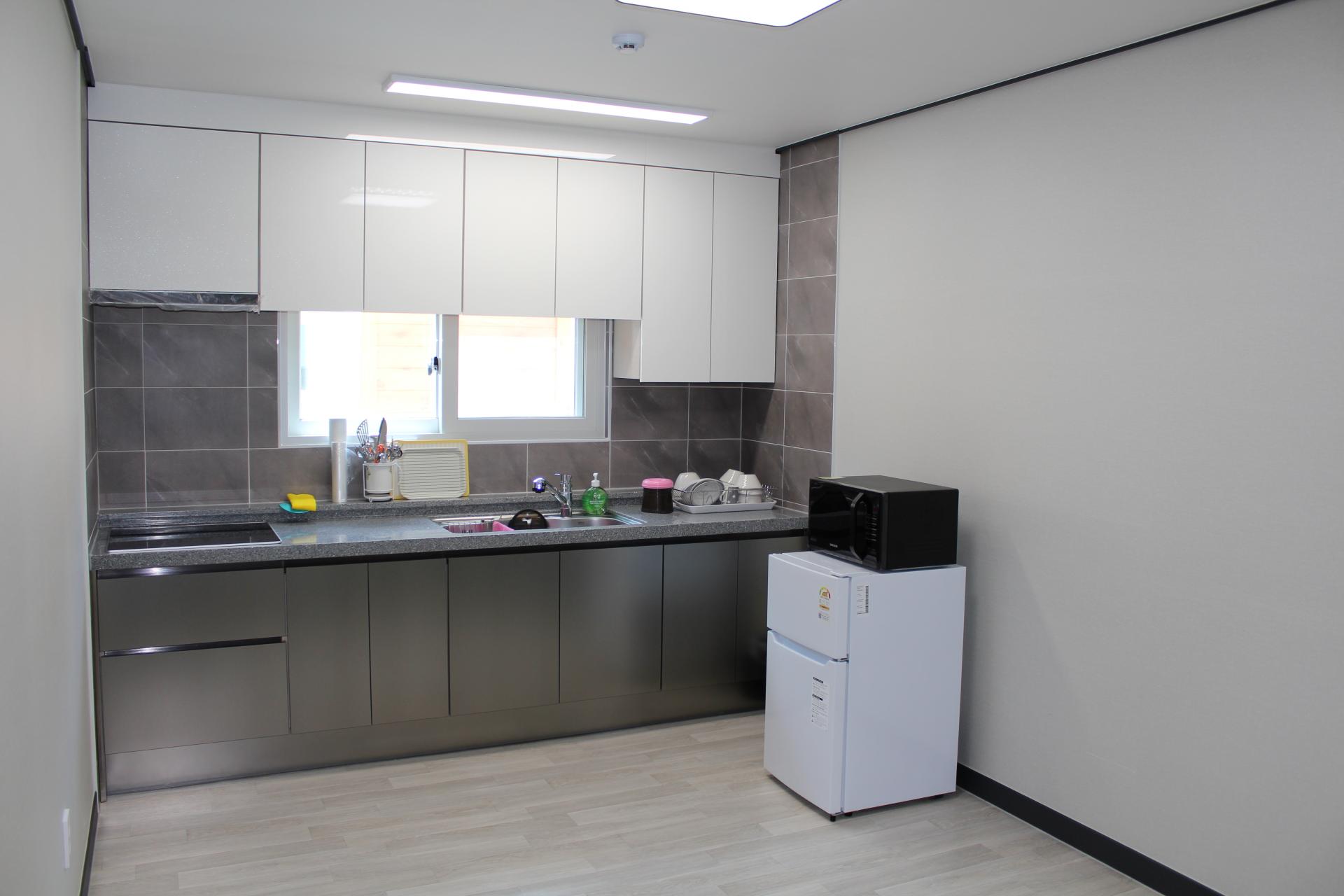 ���絿 �йи� ����